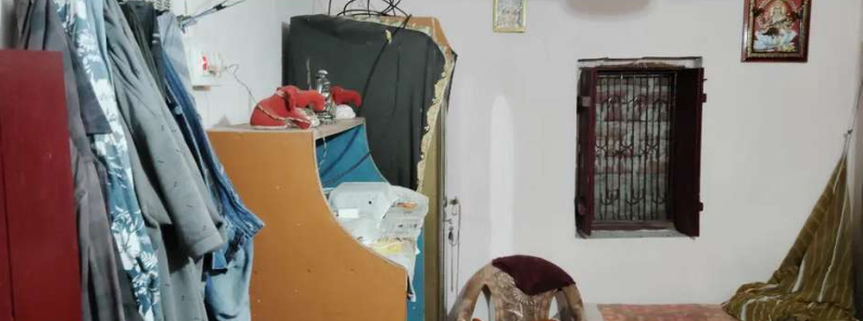 Single big room for rent.